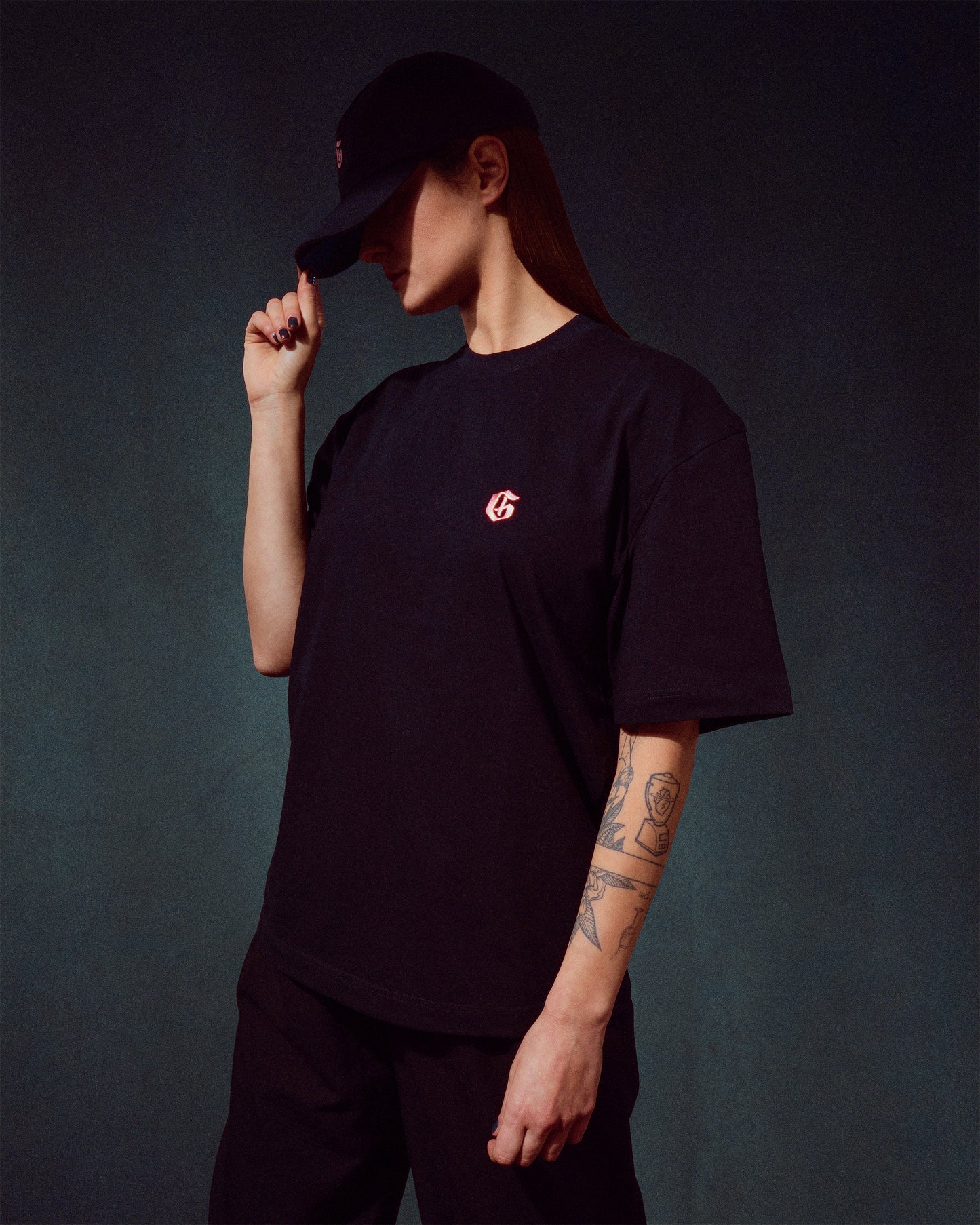 Her Black G Basic Shirt