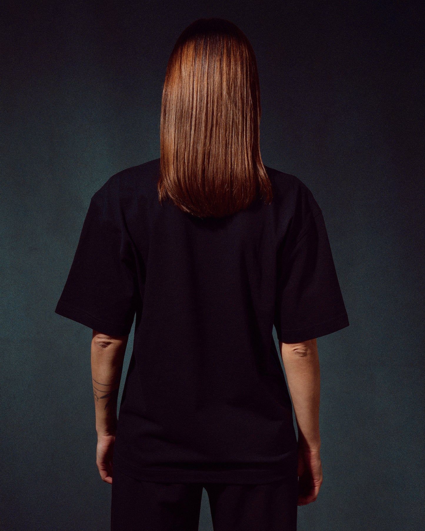 Her Black G Basic Shirt