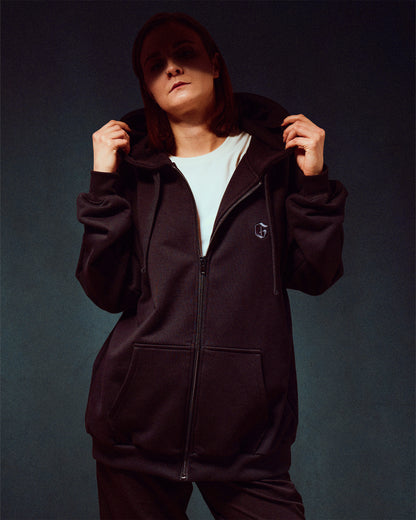 Her Black Noir Zipper