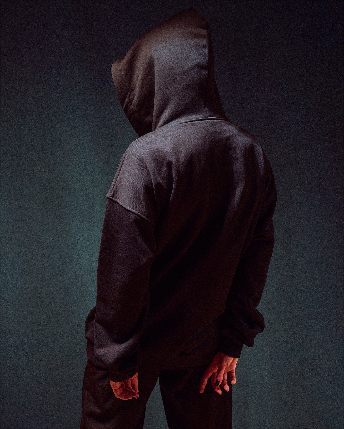 Her Black Noir Zipper